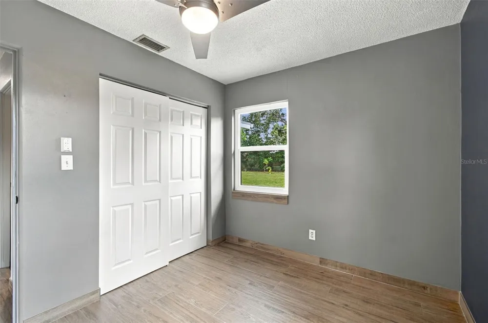 2315 AMHERST AVENUE Bradenton, FL 34207