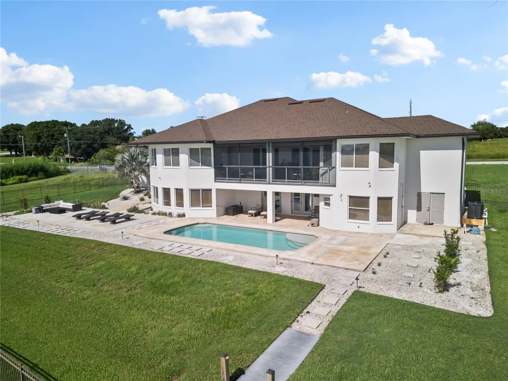 5911 OLD BERKLEY ROAD Auburndale, FL 33823