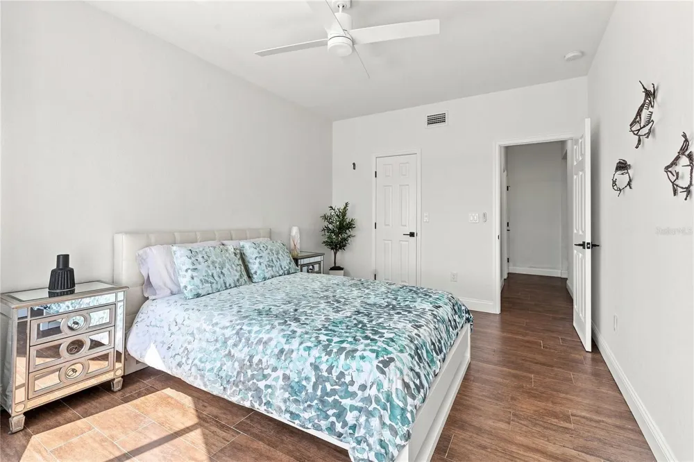 5911 OLD BERKLEY ROAD Auburndale, FL 33823