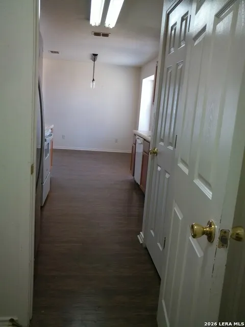 8907 NE Scarlet Creek Universal City, TX 78148