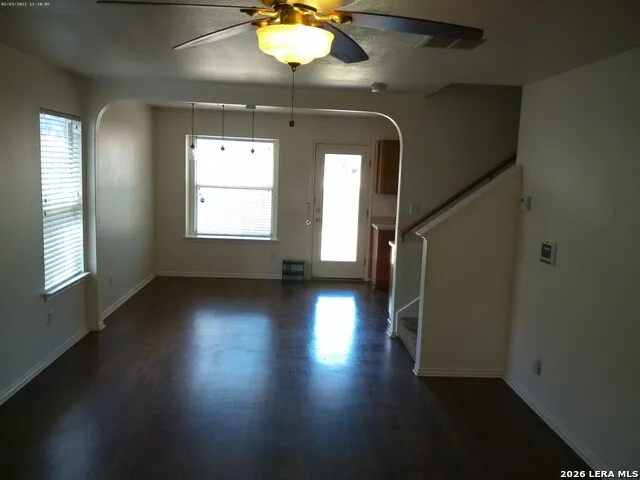 8907 NE Scarlet Creek Universal City, TX 78148