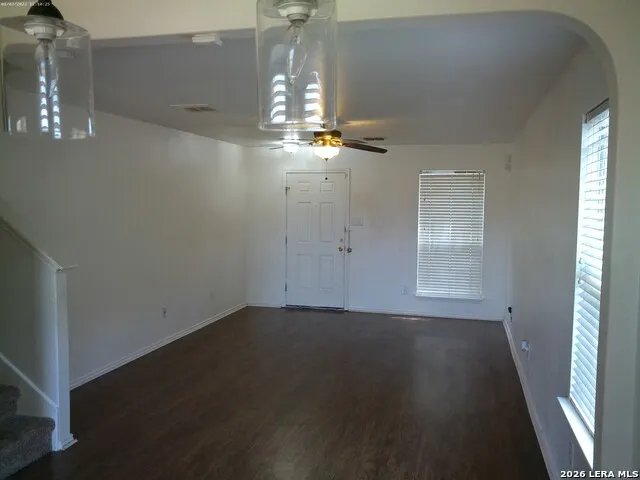 8907 NE Scarlet Creek Universal City, TX 78148