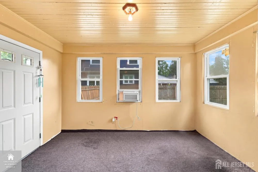 928 Beechwood Court Plainfield, NJ 07060