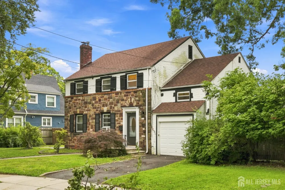 928 Beechwood Court Plainfield, NJ 07060