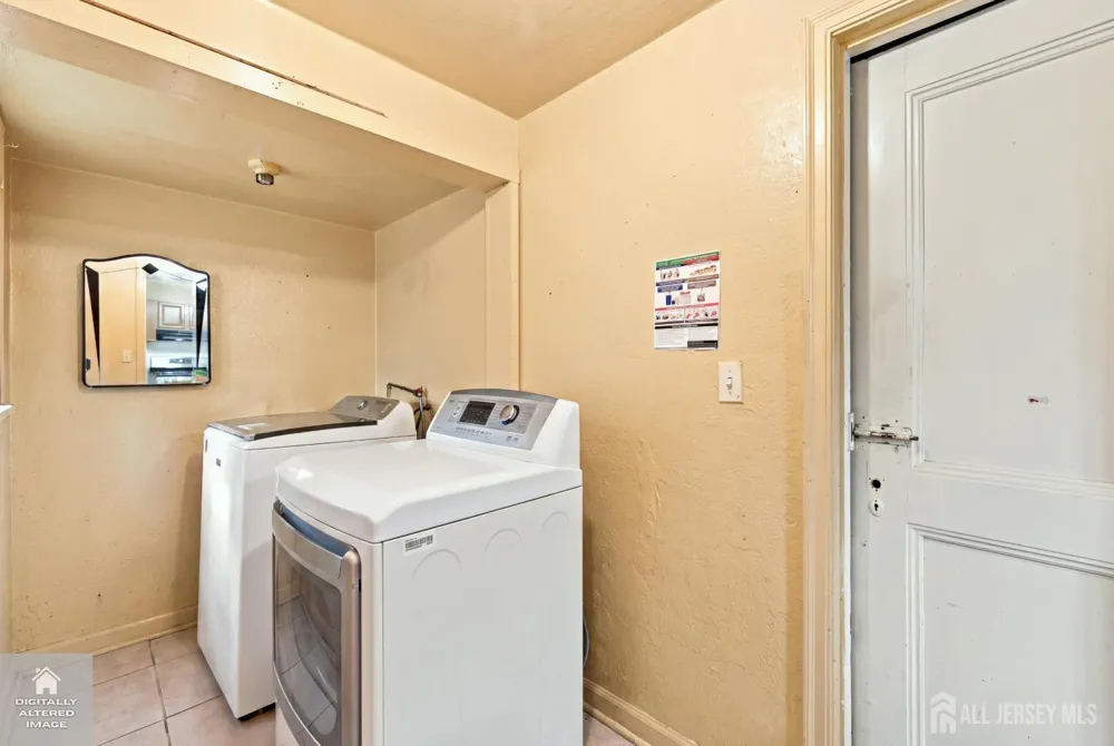 928 Beechwood Court Plainfield, NJ 07060
