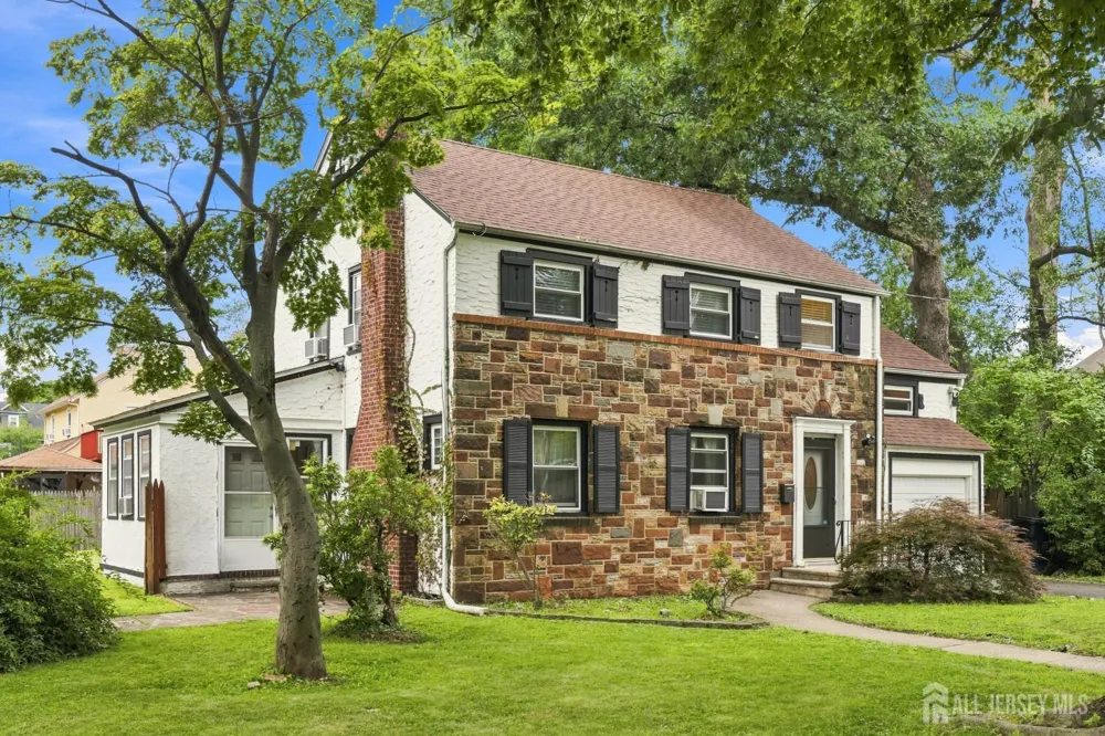 928 Beechwood Court Plainfield, NJ 07060
