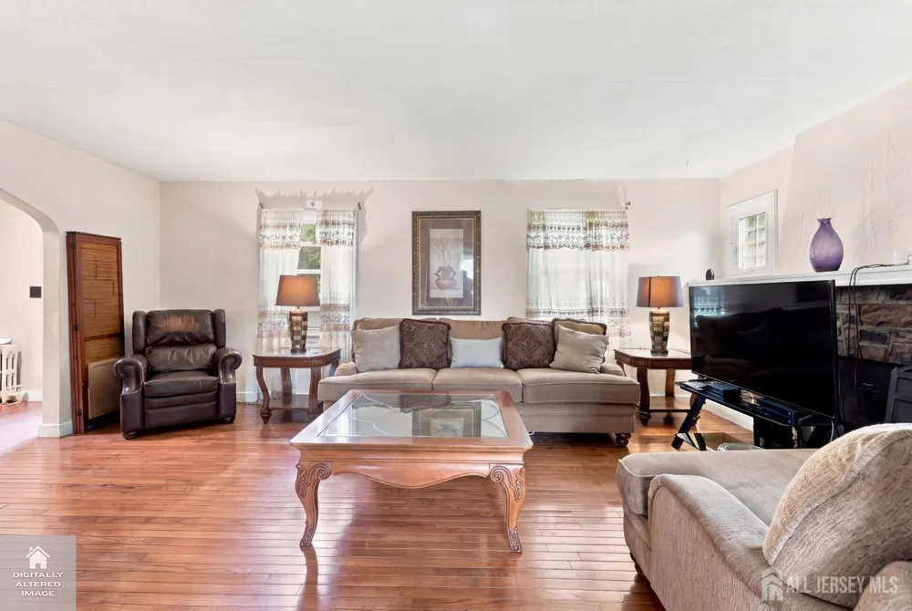 928 Beechwood Court Plainfield, NJ 07060