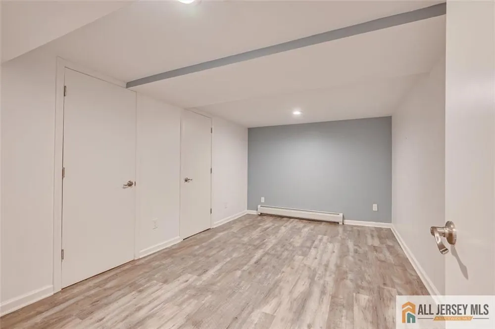 228 Norris Avenue Metuchen, NJ 08840