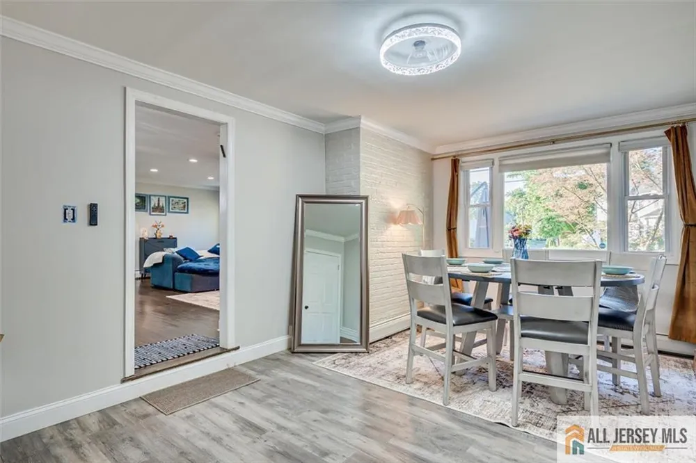 228 Norris Avenue Metuchen, NJ 08840