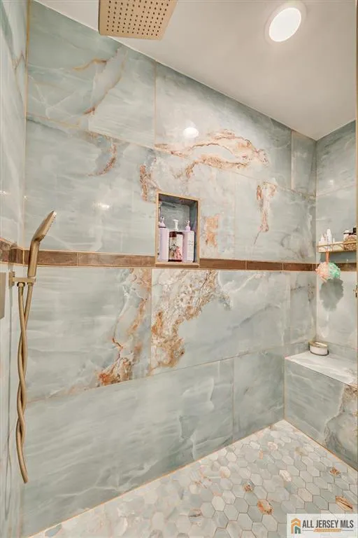 228 Norris Avenue Metuchen, NJ 08840