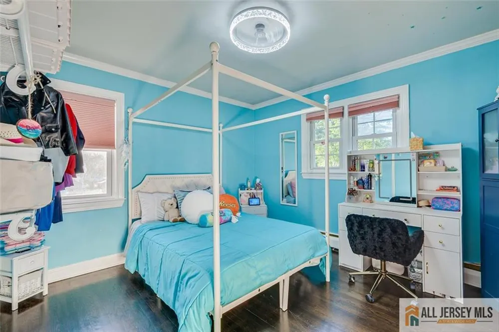 228 Norris Avenue Metuchen, NJ 08840