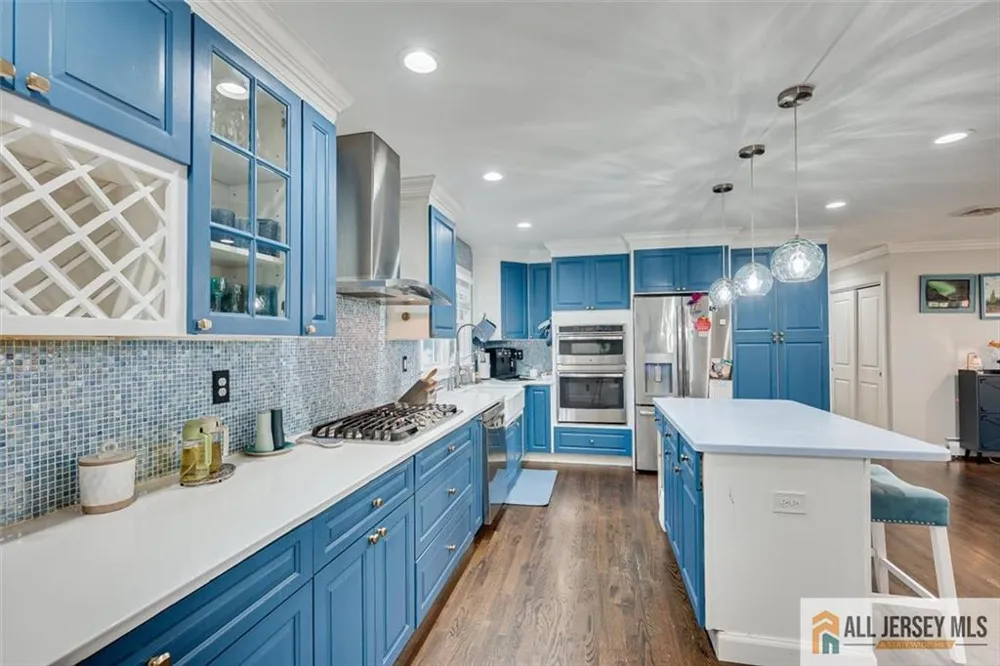 228 Norris Avenue Metuchen, NJ 08840