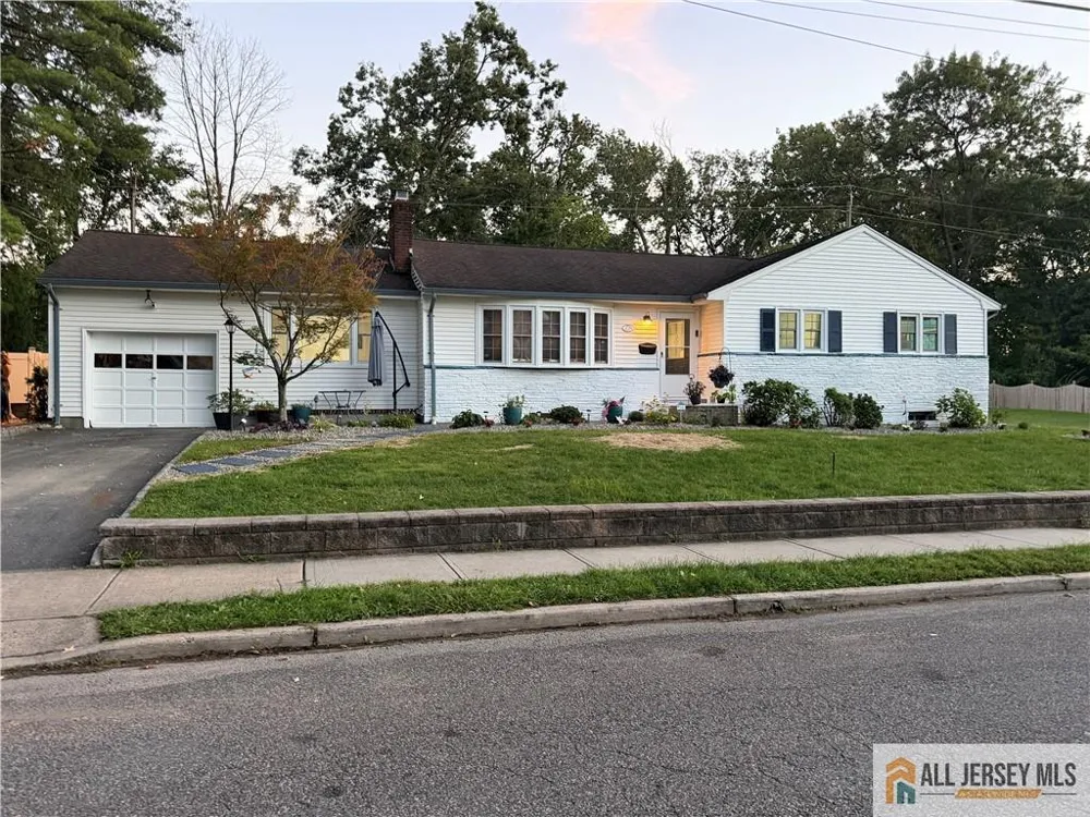 228 Norris Avenue Metuchen, NJ 08840