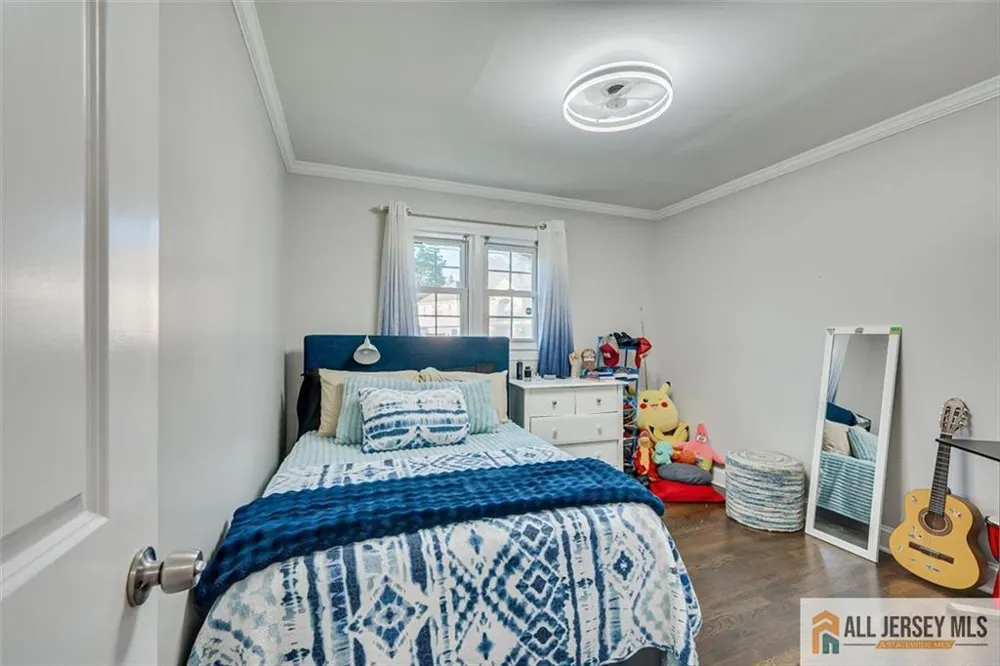 228 Norris Avenue Metuchen, NJ 08840