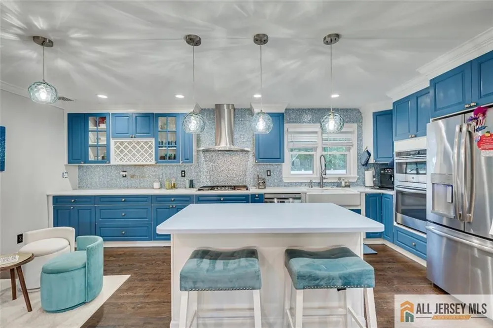 228 Norris Avenue Metuchen, NJ 08840