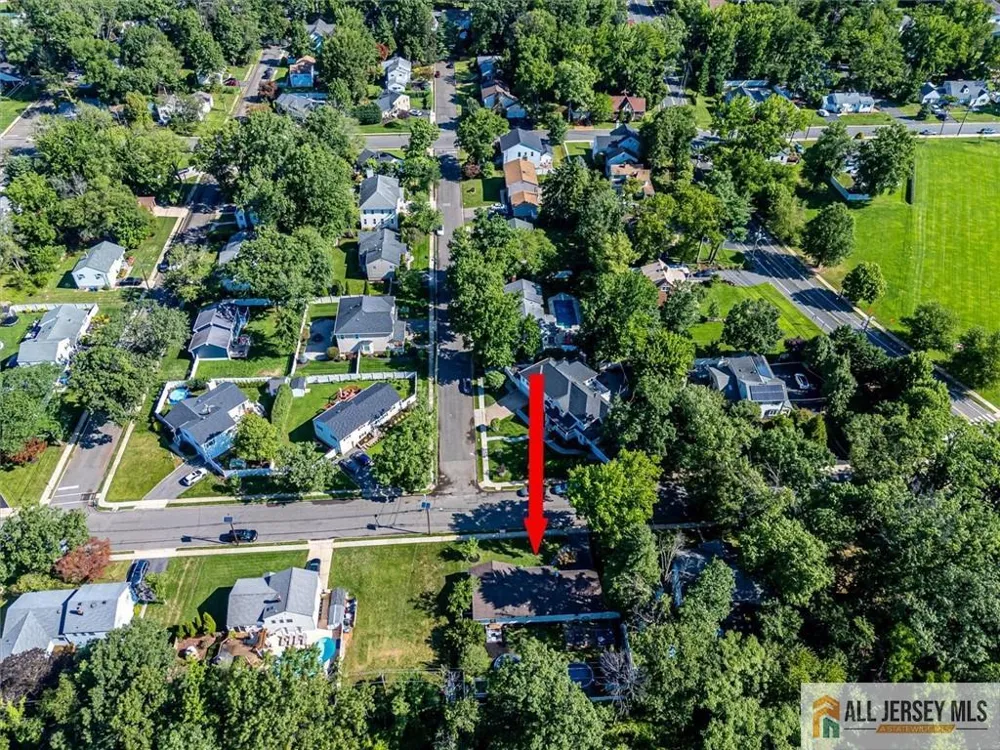 228 Norris Avenue Metuchen, NJ 08840