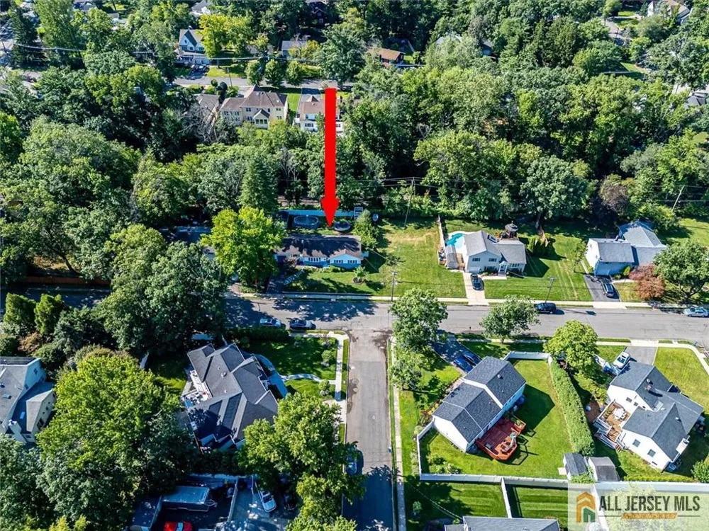 228 Norris Avenue Metuchen, NJ 08840