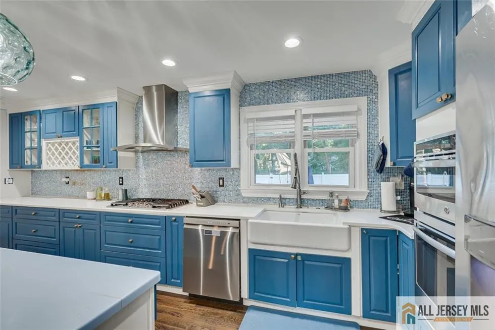 228 Norris Avenue Metuchen, NJ 08840