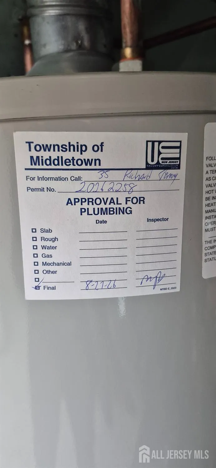 35 Richard Terrace Middletown, NJ 07748