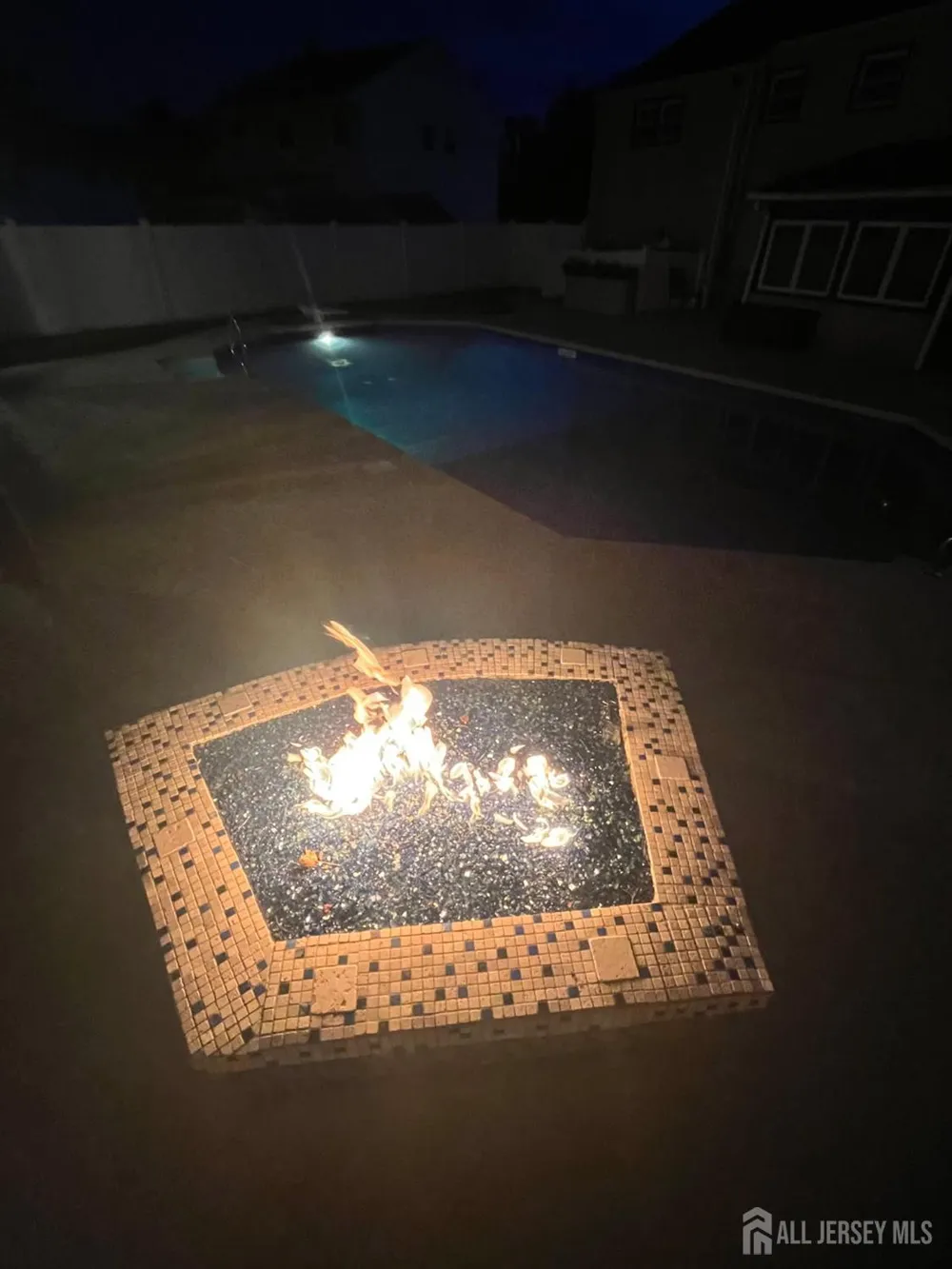 35 Richard Terrace Middletown, NJ 07748