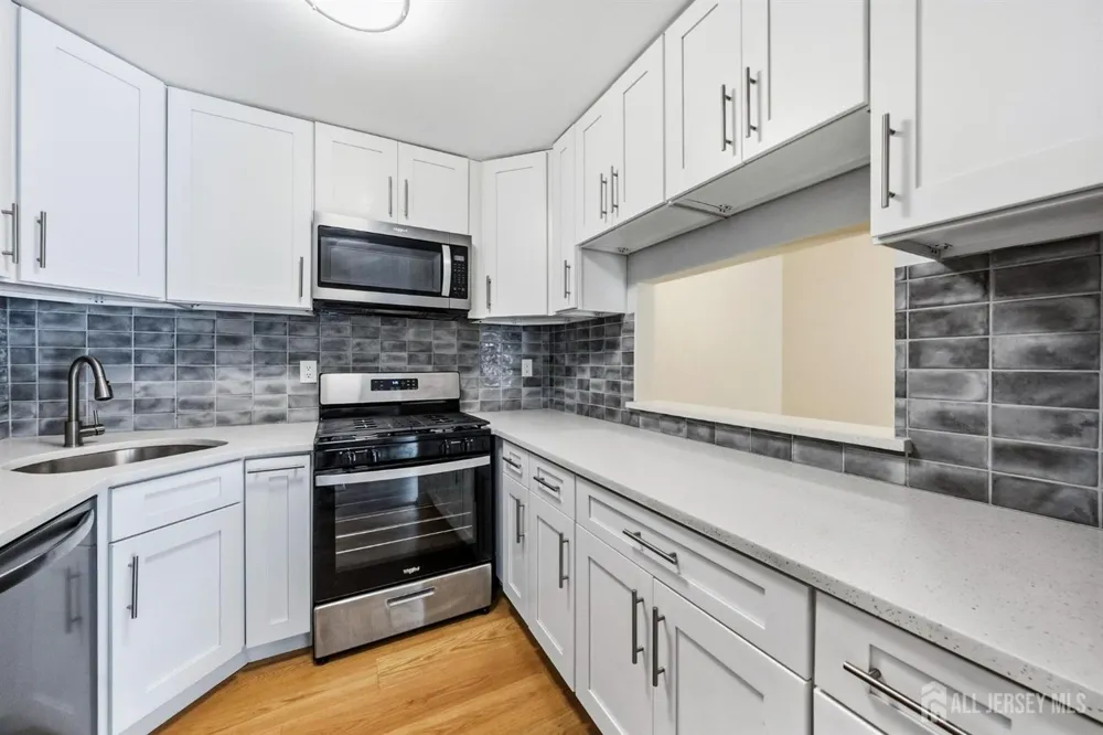 102 Morgan Place East Brunswick, NJ 08816