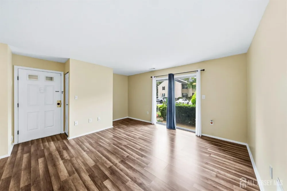 102 Morgan Place East Brunswick, NJ 08816