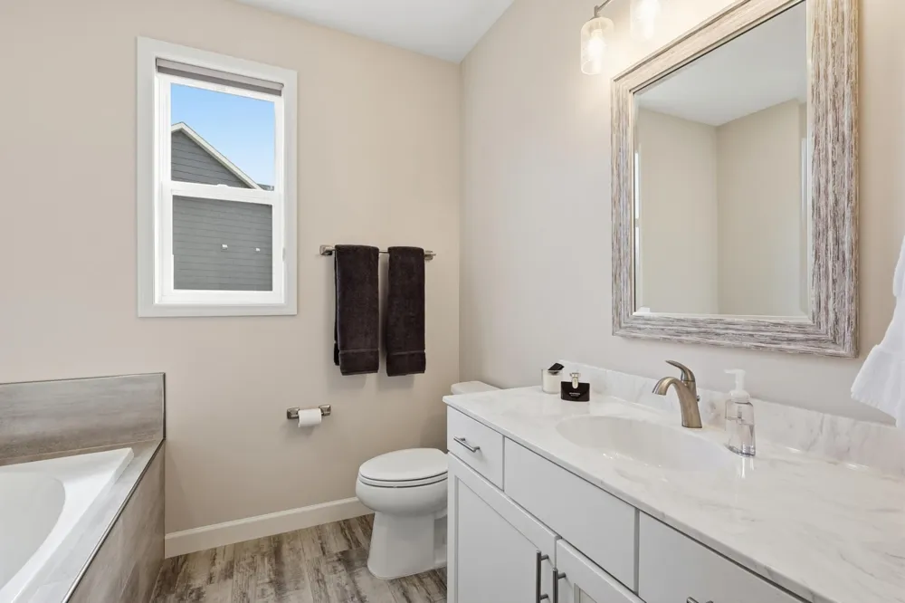 18374 Jurel Way Lakeville, MN 55044