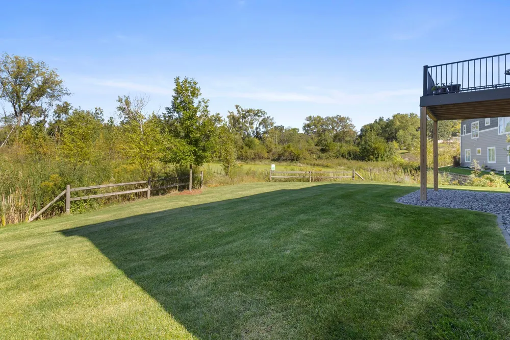 18374 Jurel Way Lakeville, MN 55044