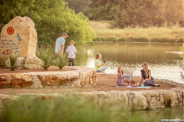 105 Maravillas Boerne, TX 78006