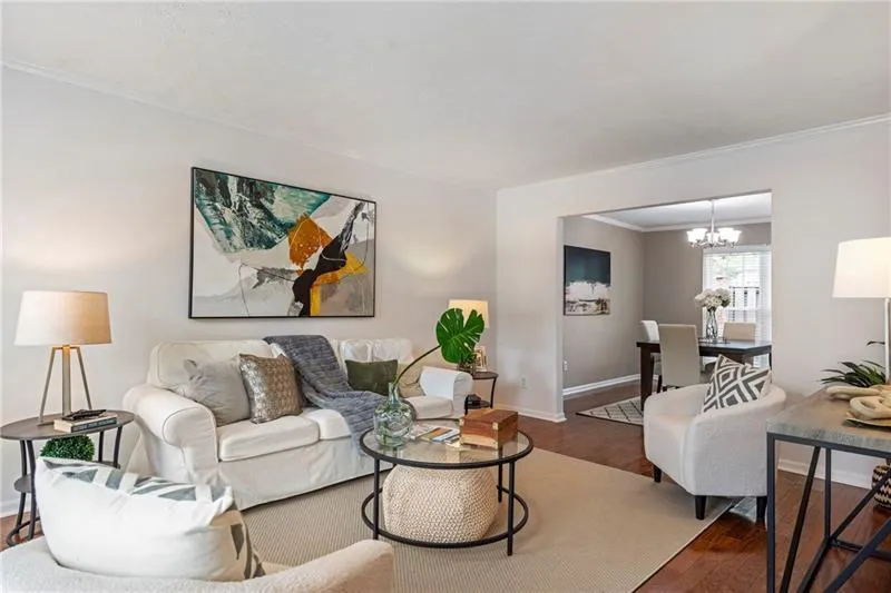 10 Market Square Place NW Atlanta, GA 30318
