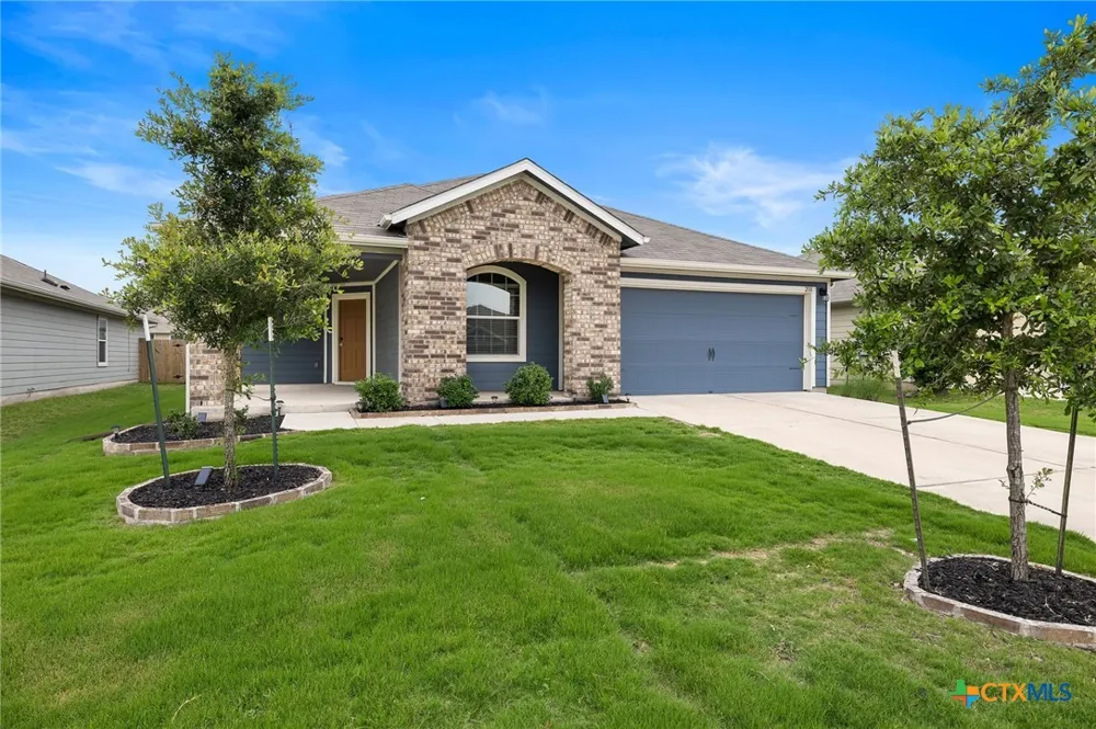 210 Garcitas Creek Lane Hutto, TX 78634