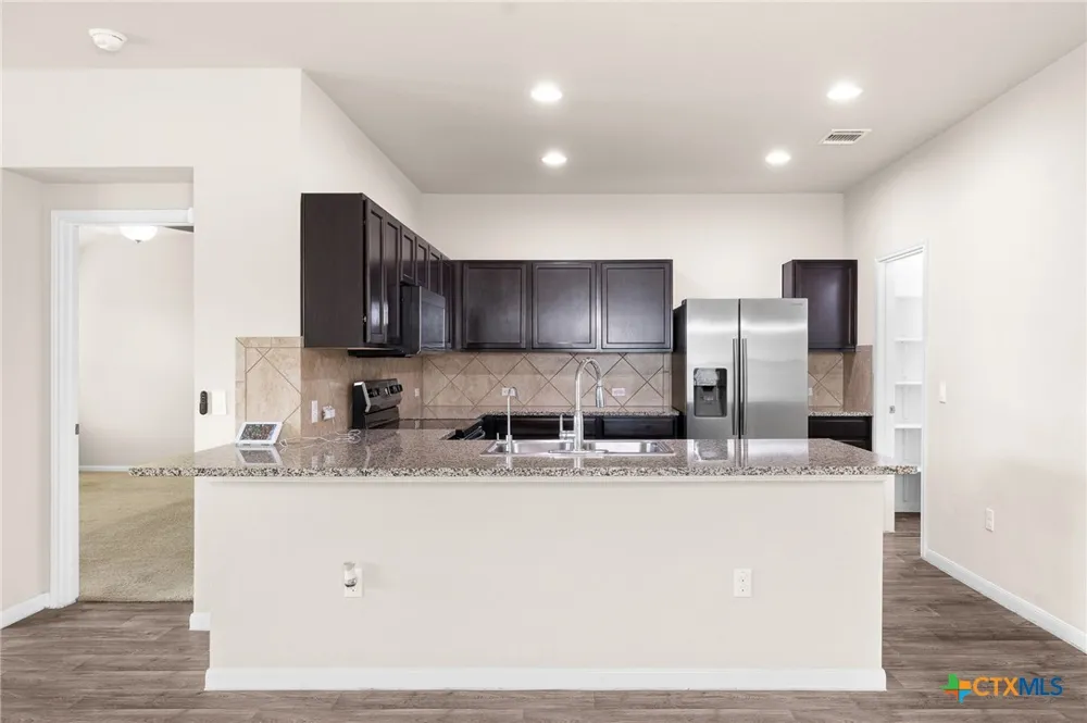 210 Garcitas Creek Lane Hutto, TX 78634