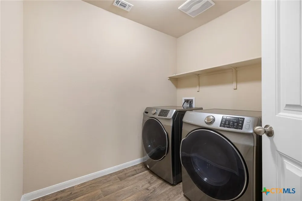 210 Garcitas Creek Lane Hutto, TX 78634