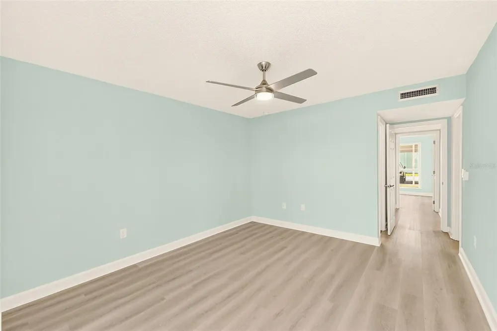 1 WINDRUSH BOULEVARD #77 Indian Rocks Beach, FL 33785