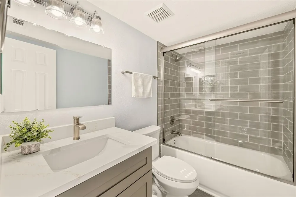 1 WINDRUSH BOULEVARD #77 Indian Rocks Beach, FL 33785