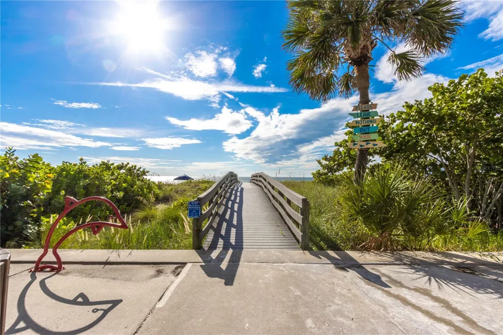 1 WINDRUSH BOULEVARD #77 Indian Rocks Beach, FL 33785