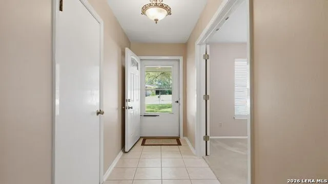 1702 CHESTNUT ST Floresville, TX 78114