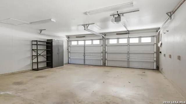 1702 CHESTNUT ST Floresville, TX 78114
