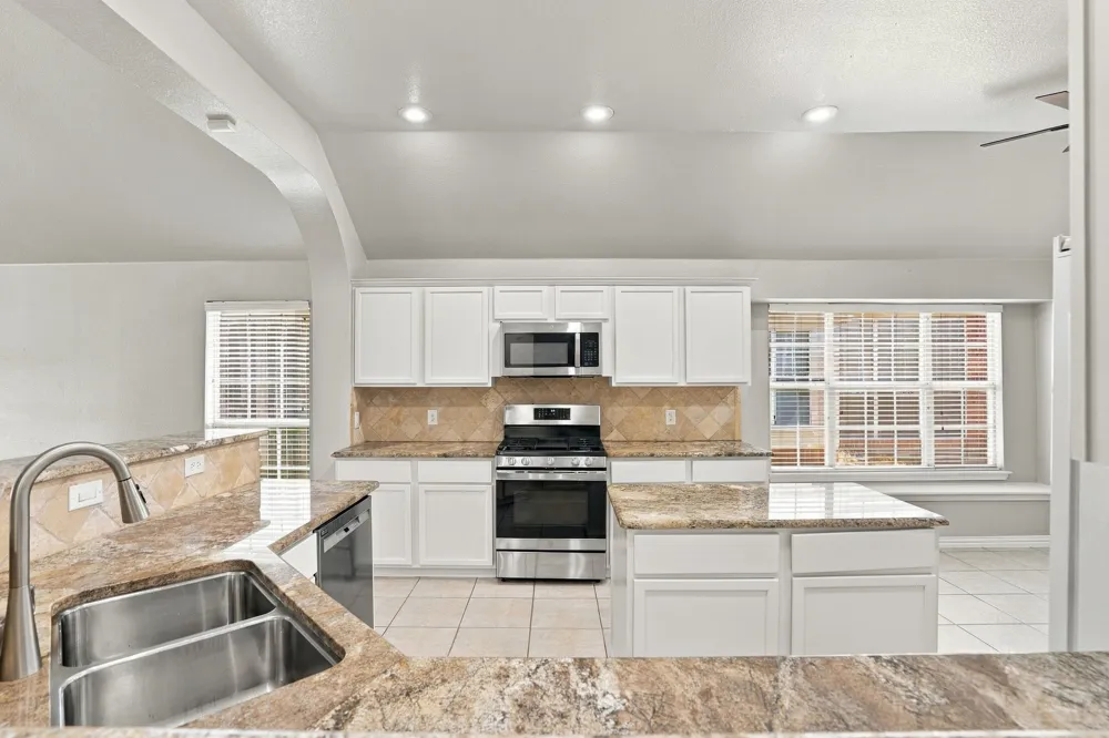 3105 Nighthawk Lane Little Elm, TX 75068