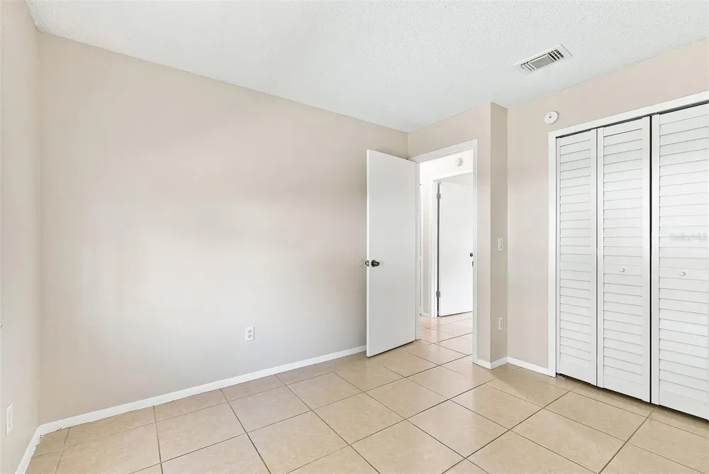 7720 LAKESIDE WOODS DRIVE Orlando, FL 32810