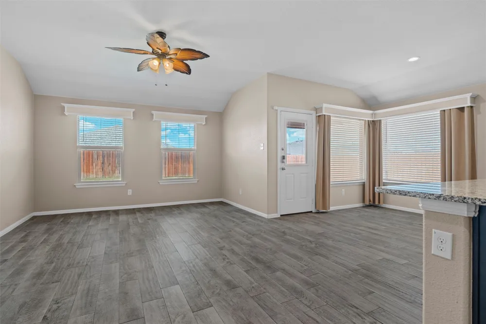 6120 Blacksmith Avenue Fort Worth, TX 76179