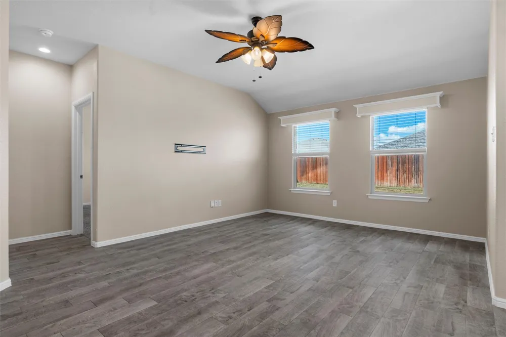 6120 Blacksmith Avenue Fort Worth, TX 76179