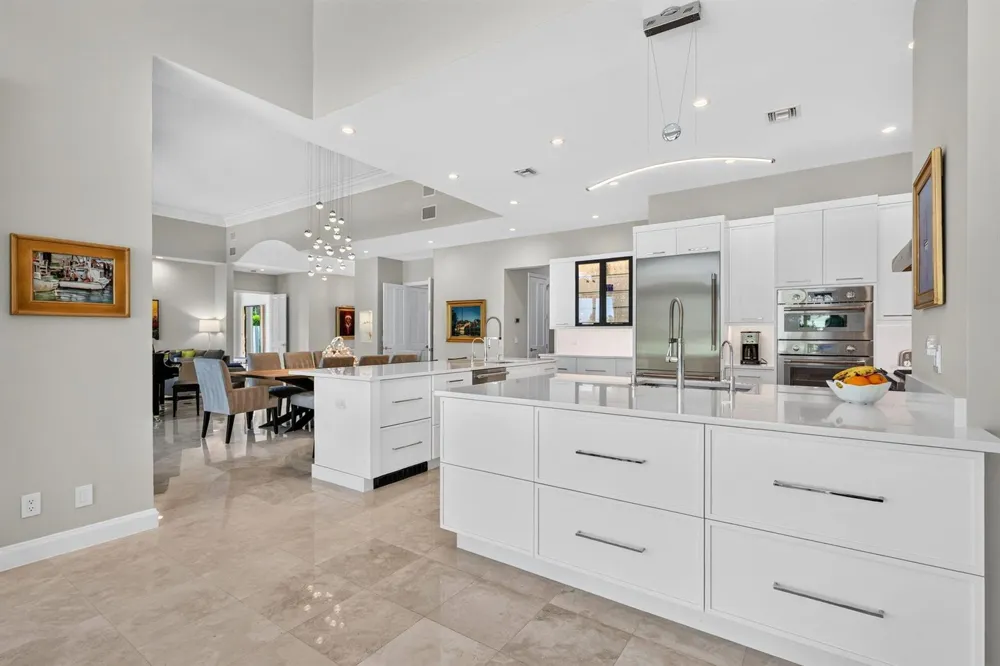 7037 SE Harbor Circle Stuart, FL 34996