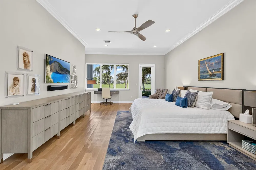 7037 SE Harbor Circle Stuart, FL 34996