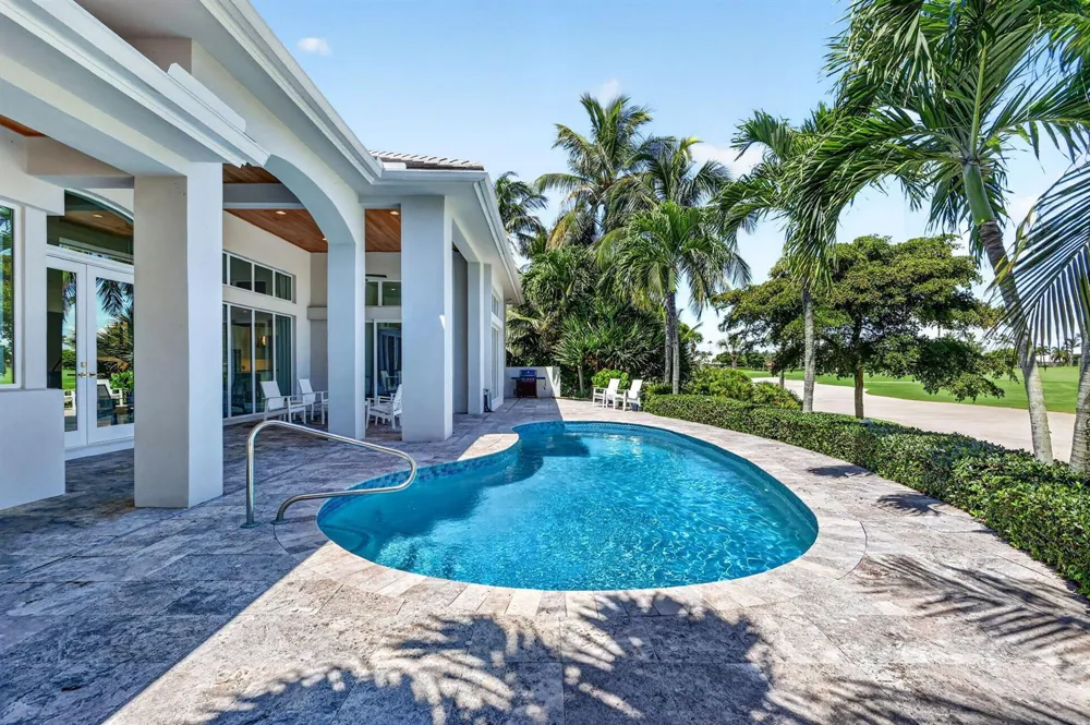 7037 SE Harbor Circle Stuart, FL 34996
