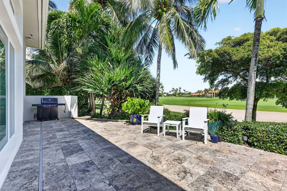 7037 SE Harbor Circle Stuart, FL 34996