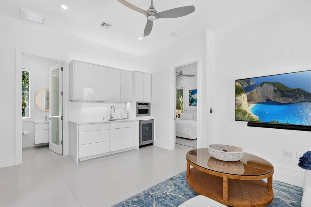 7037 SE Harbor Circle Stuart, FL 34996