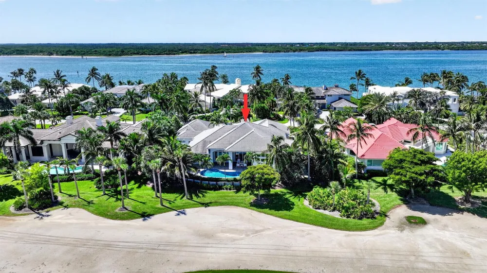 7037 SE Harbor Circle Stuart, FL 34996