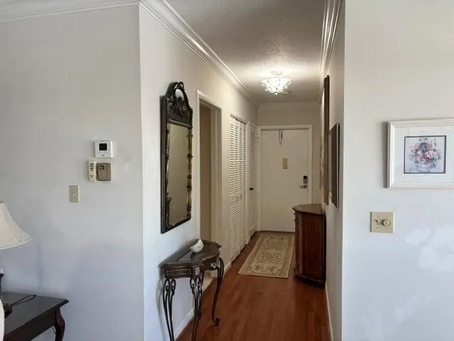 7 SE Turtle Creek Drive #F Tequesta, FL 33469
