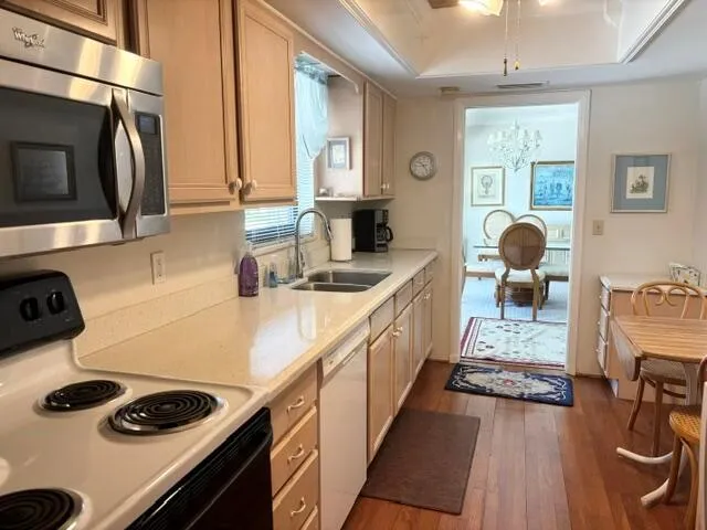 7 SE Turtle Creek Drive #F Tequesta, FL 33469